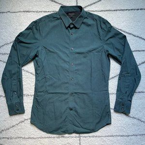 Banana Republic buttondown, teal patterned, size M
